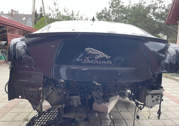 Jaguar XJ cena 24999 przebieg: 38000, rok produkcji 2016 z Tuchola małe 211